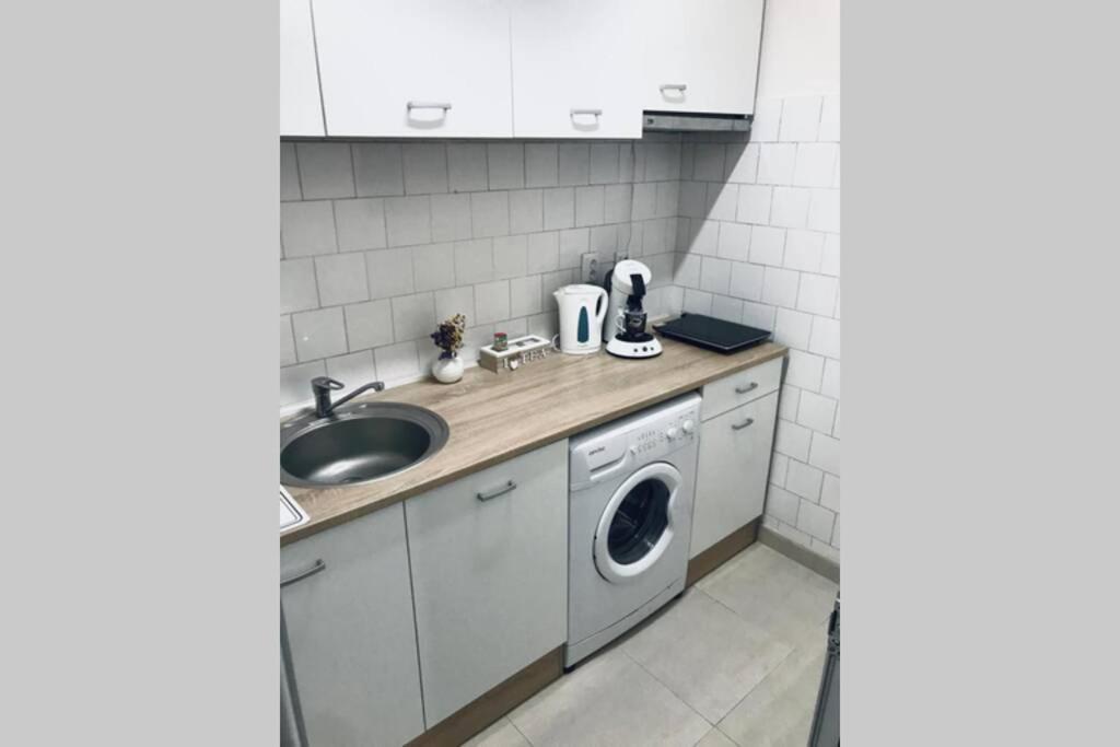 Reeas Apartament 蒂米什瓦拉 外观 照片